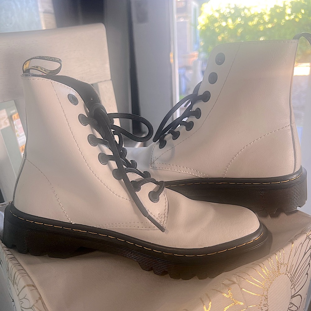 Dr. Marten boots